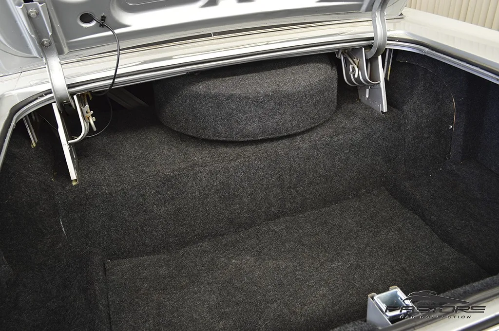 Ford Galaxie Landau
