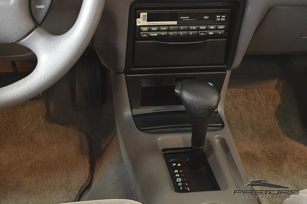 Ford Taurus GL