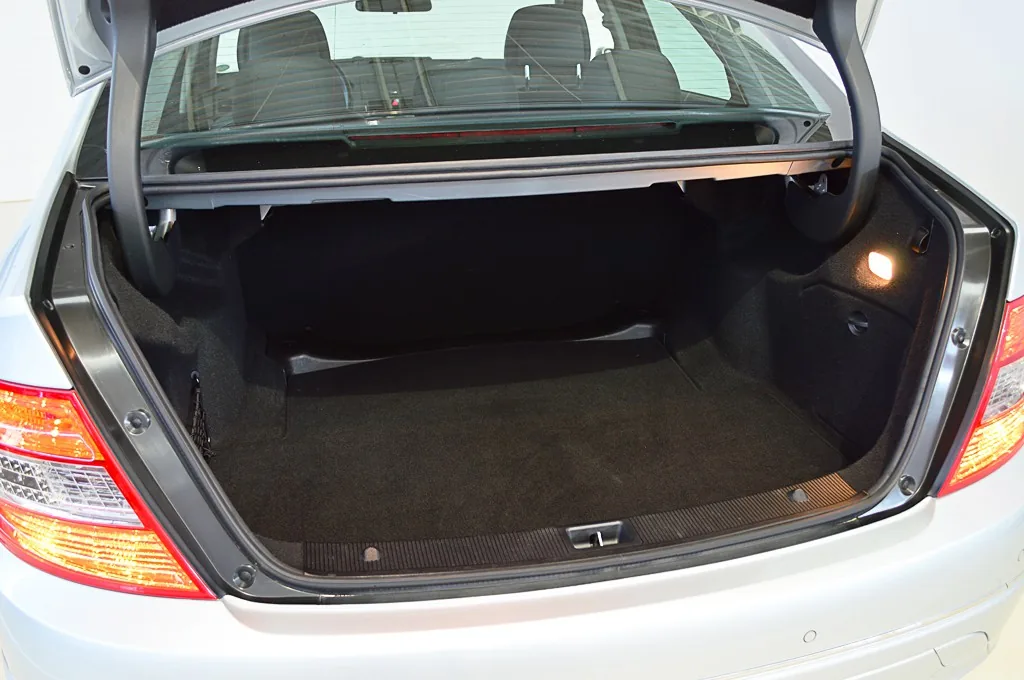 Mercedes-Benz C280