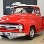 Ford F100 V8