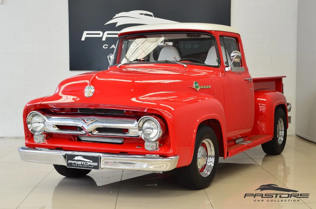 Ford F100 V8