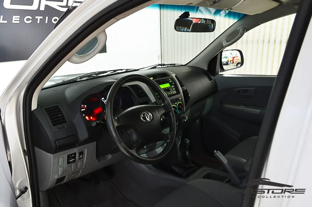 Toyota Hilux CD 4X4 SRV