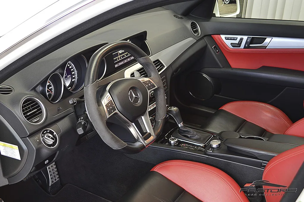 Mercedes-Benz C63 AMG