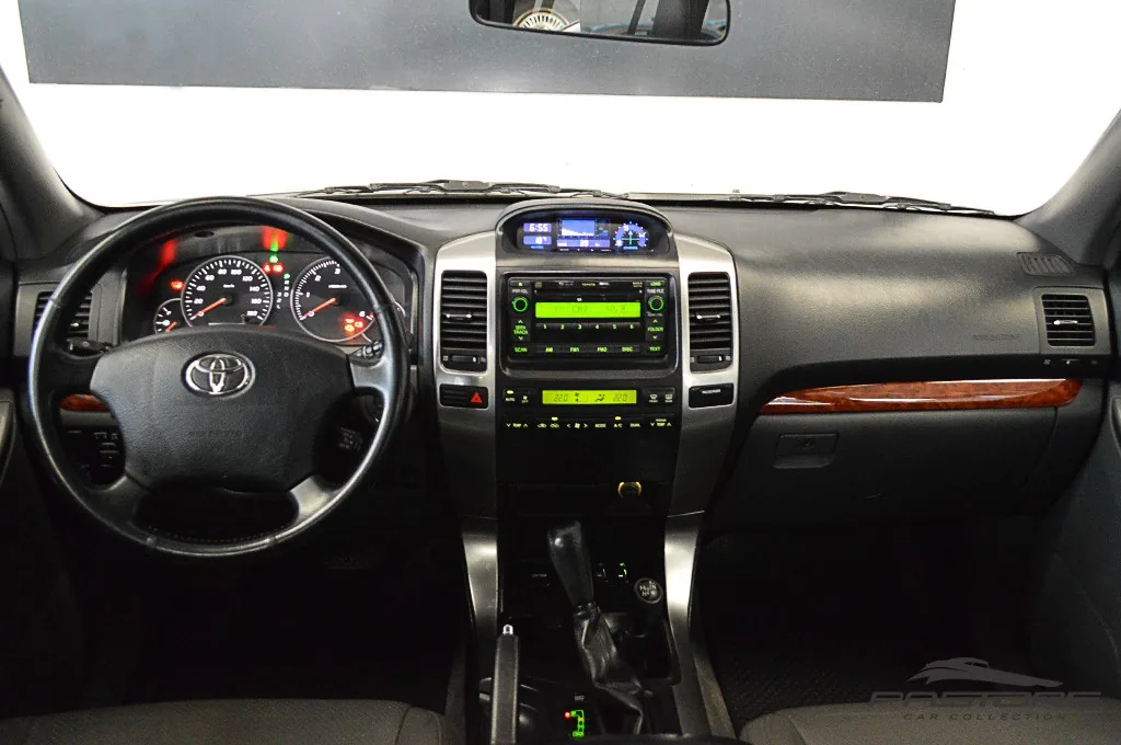 Toyota Land Cruiser Prado VX