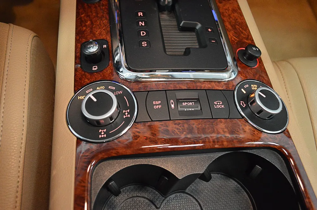 VW Touareg V8
