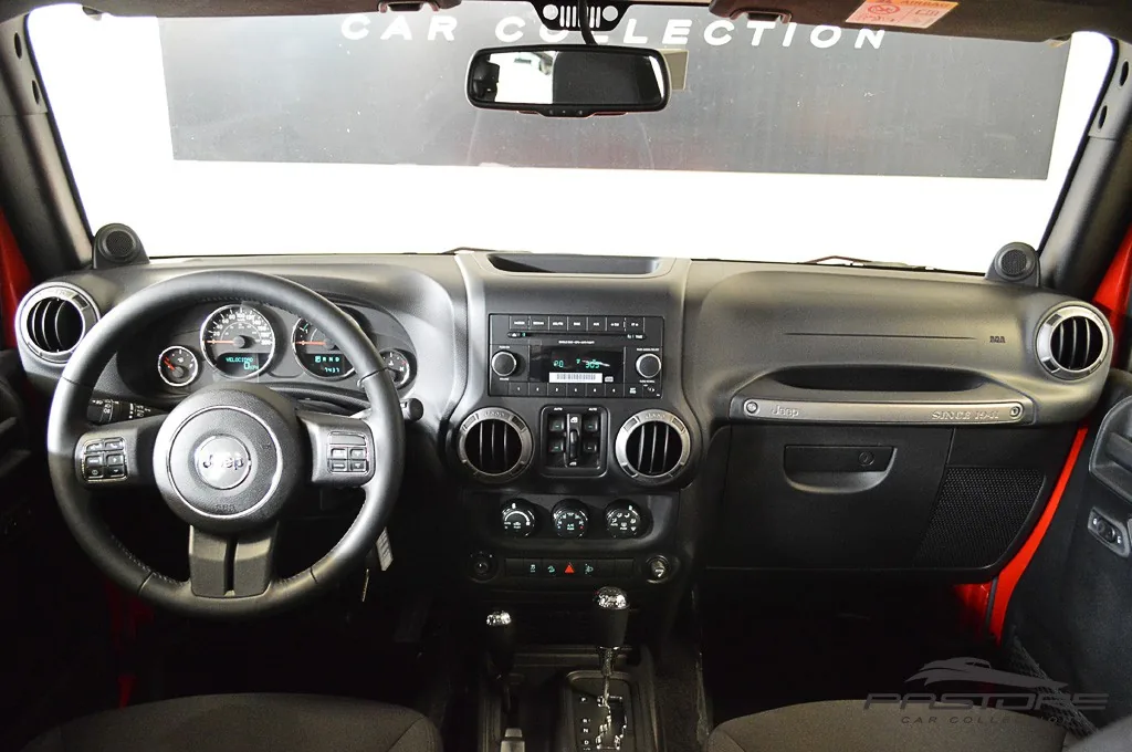 Jeep Wrangler Unlimited Sport