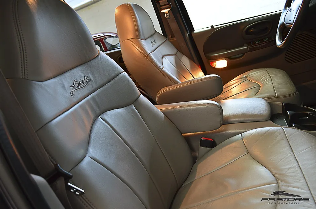 Ford F-150 CD SuperCrew Lariat