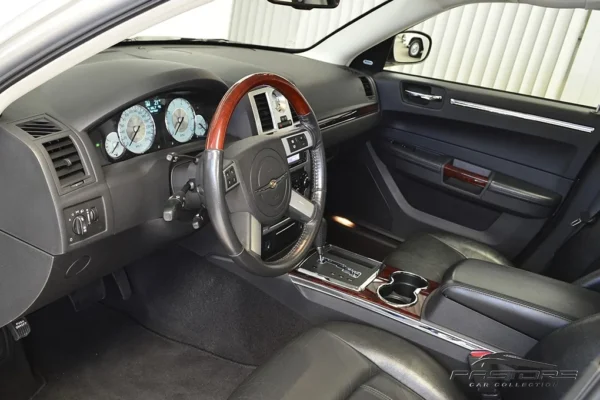 Chrysler 300C Touring 5.7 V8