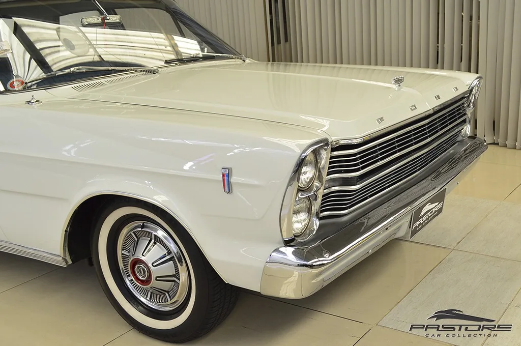 Ford Galaxie 500