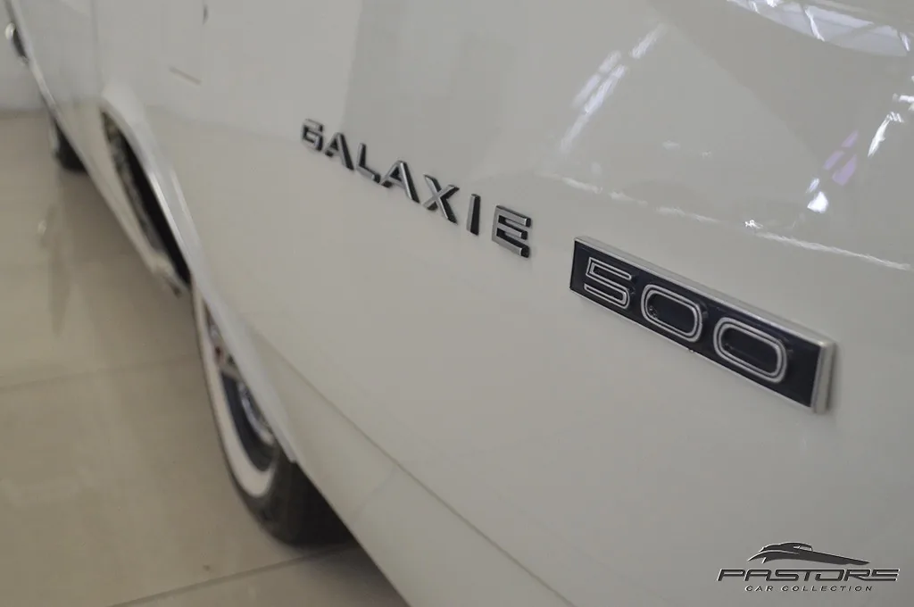 Ford Galaxie 500