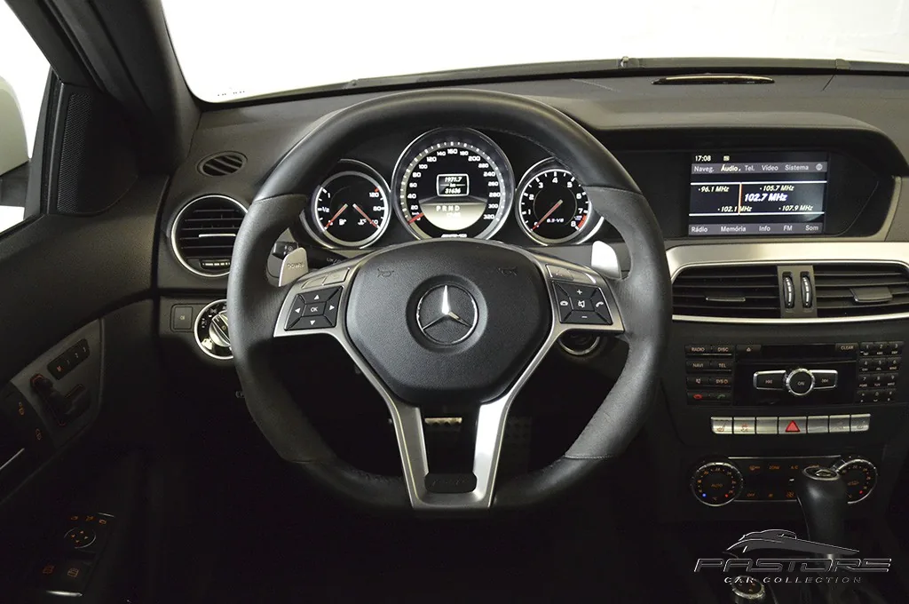 Mercedes-Benz C63 AMG Coupé