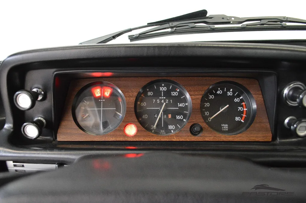 BMW 1502