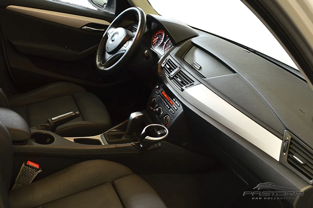 BMW X1 18i Sdrive