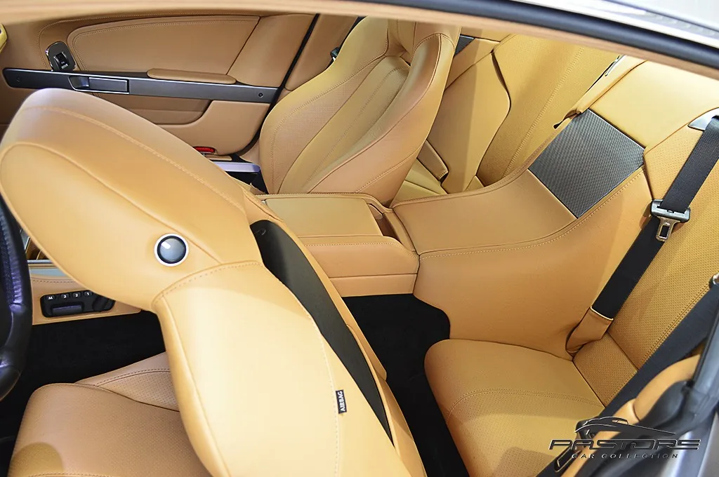 Aston Martin DB9 6.0 V12