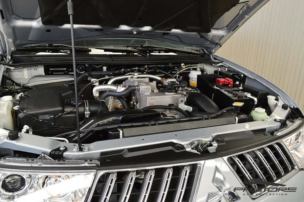 Mitsubishi Pajero Dakar AT