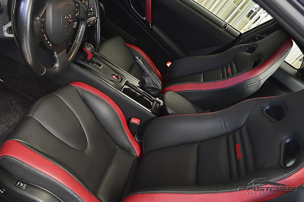 Nissan GT-R Black Edition