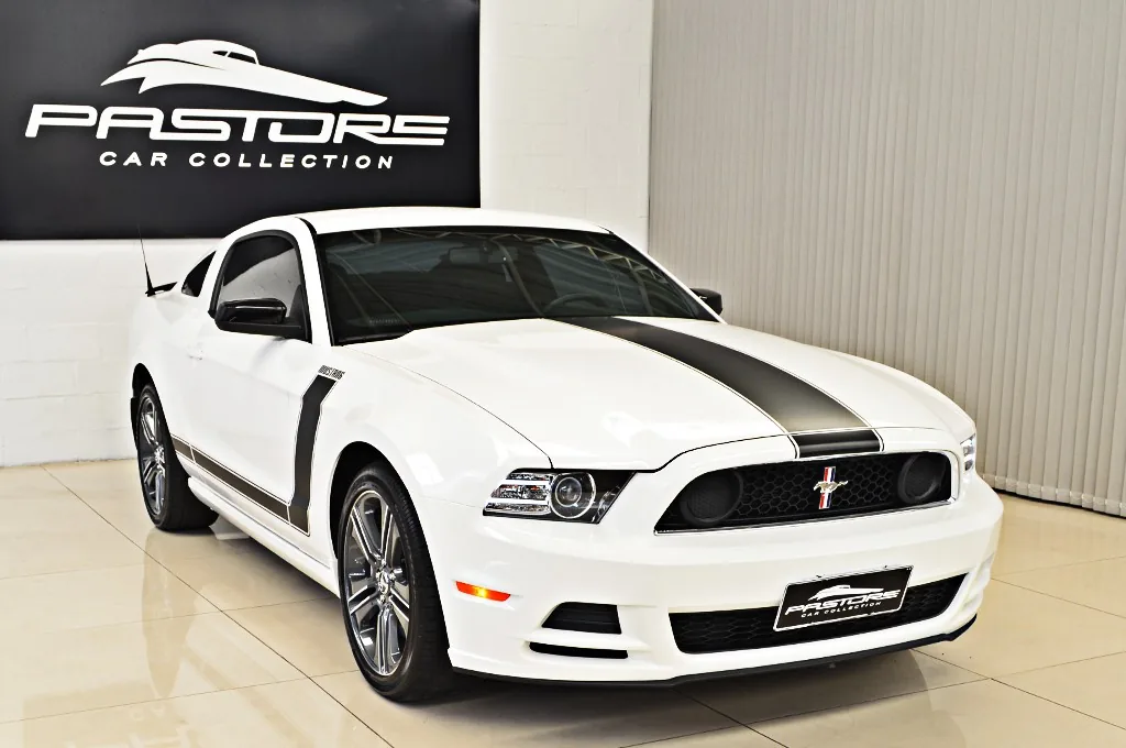 Ford Mustang V6 Premium