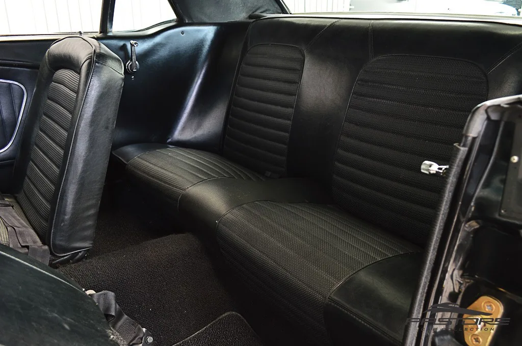 Ford Mustang Hard Top