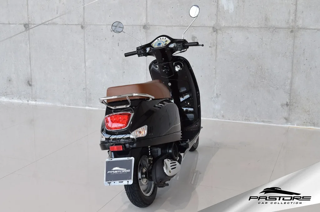 Benzhou Scooter Collection YY150 T