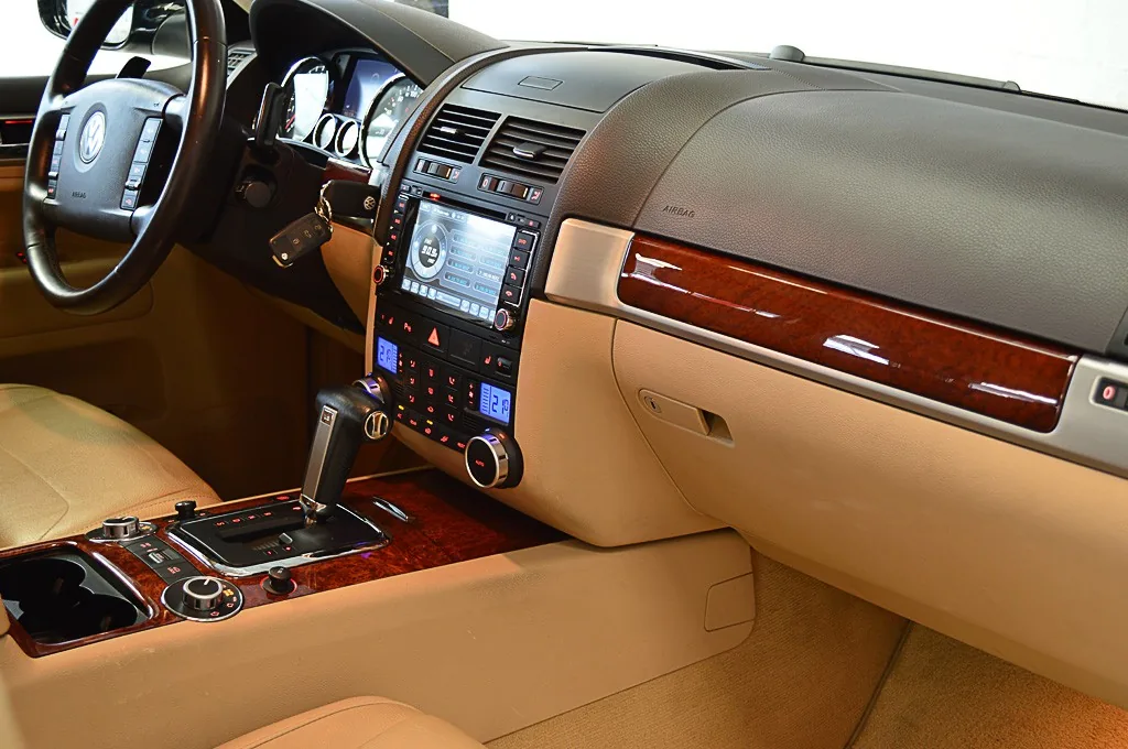 VW Touareg V8