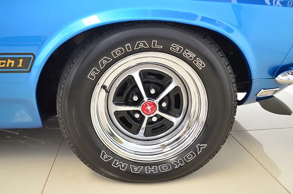 Ford Mustang Mach 1