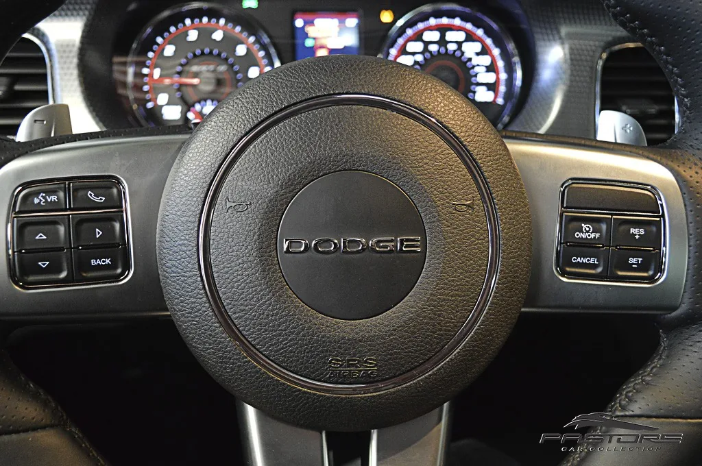 Dodge Charger SRT8