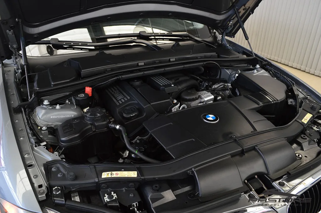 BMW 320i TOP