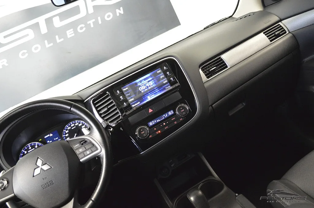 Mitsubishi All New Outlander GT