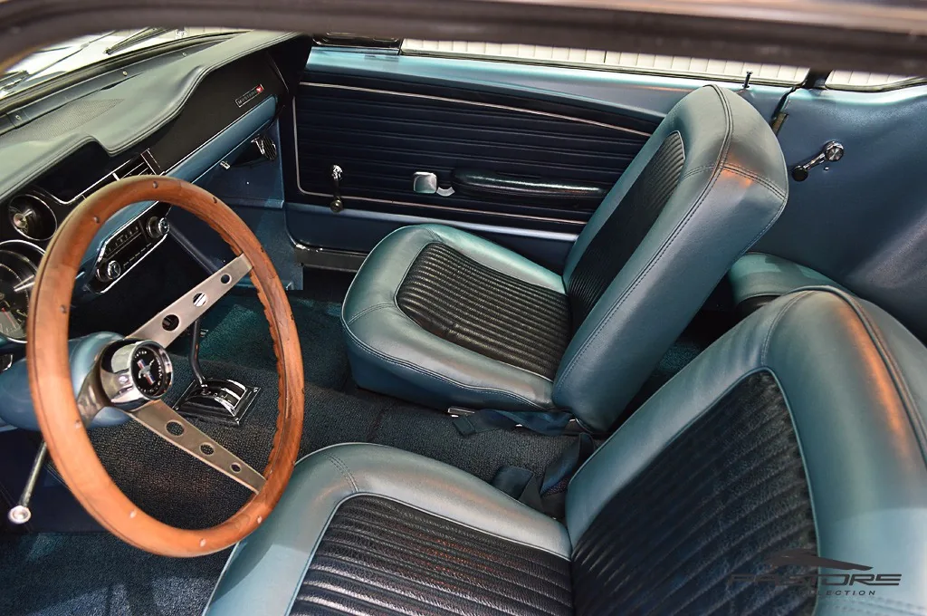 Ford Mustang Hard Top