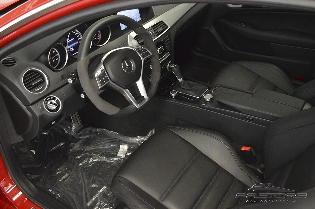 Mercedes-Benz C63 AMG Coupé