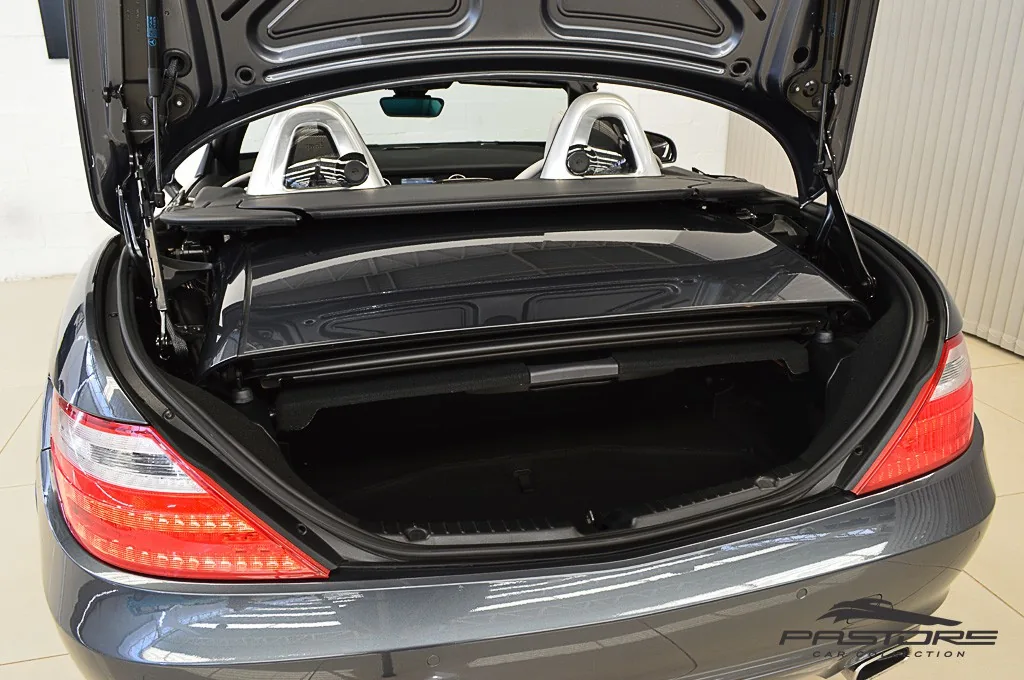 Mercedes-Benz SLK 200 CGI