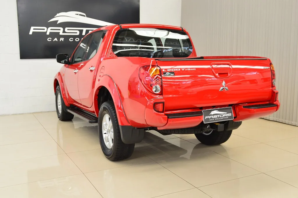Mitsubishi L200 Triton 3.2D AT