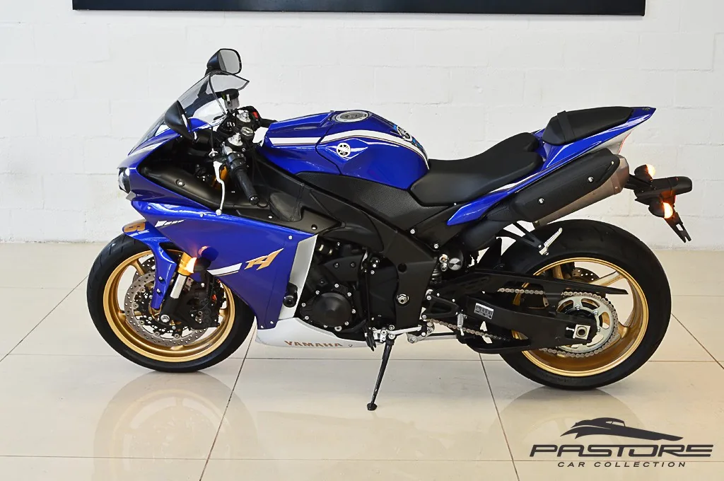 Yamaha YZF R1