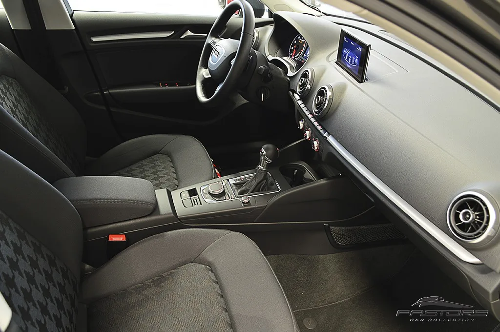 Audi A3 Sportback Attraction 1.4 TFSI