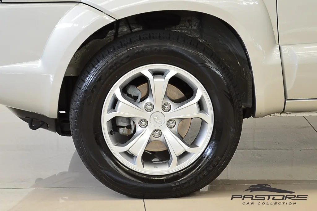 Hyundai Tucson GLS AT