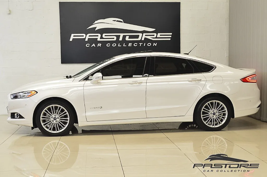 Ford Fusion Titanium Hybrid