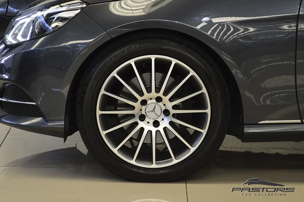 Mercedes-Benz E250 Turbo Avantgarde