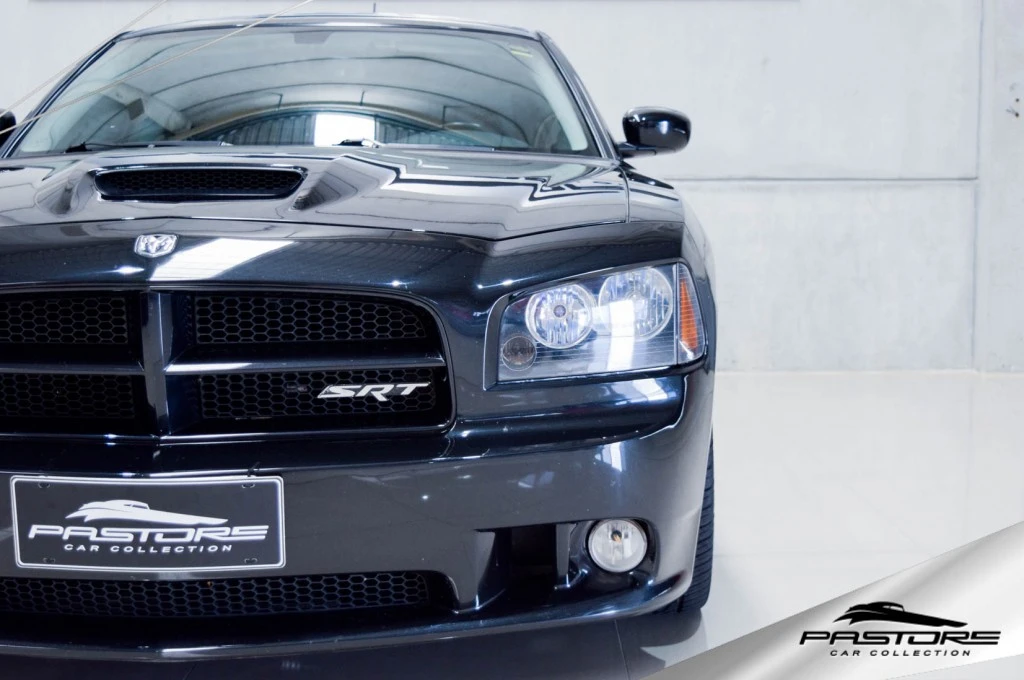 Dodge Charger SRT8 Hemi