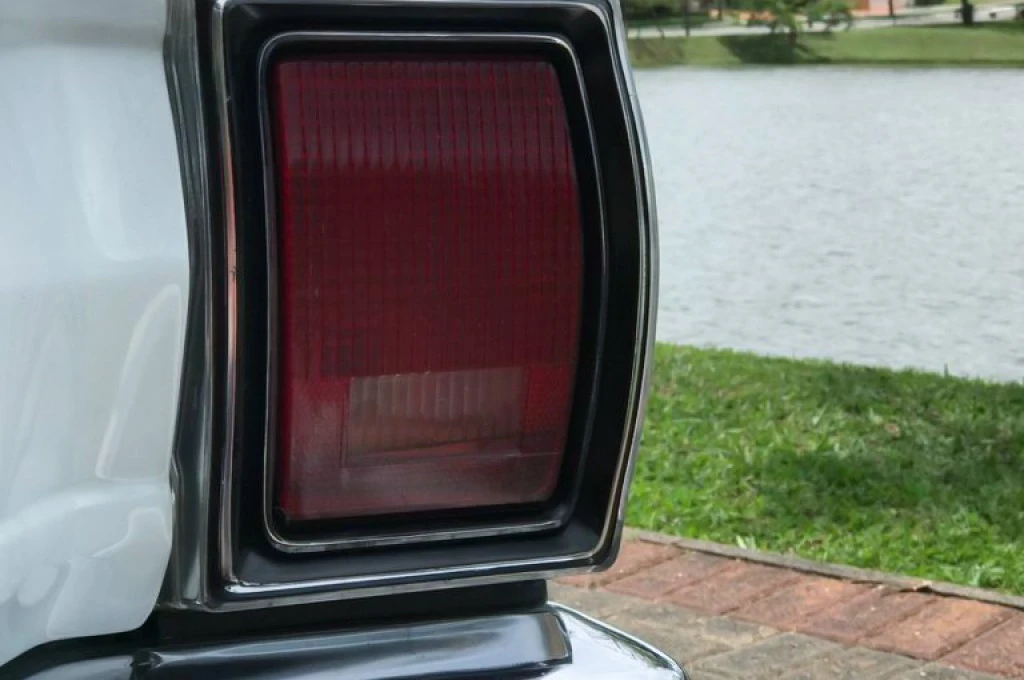 Dodge Dodge Dart Coupé Luxo