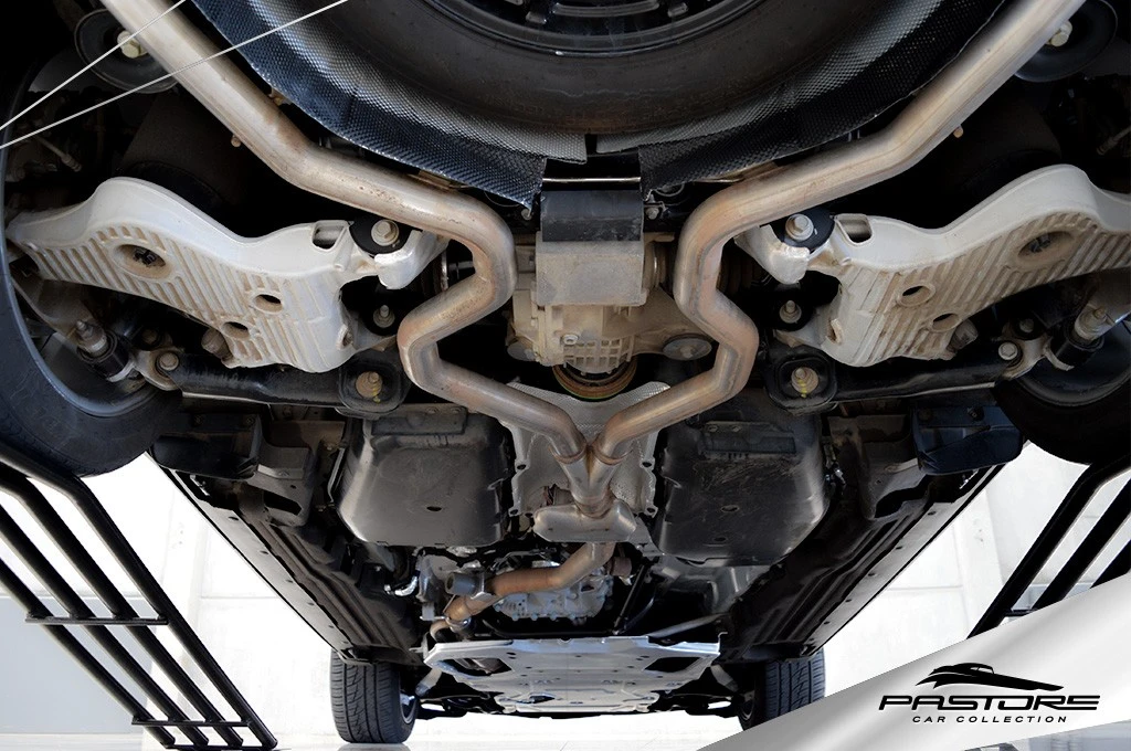 Land Rover Discovery HSE Luxury V6 TD6