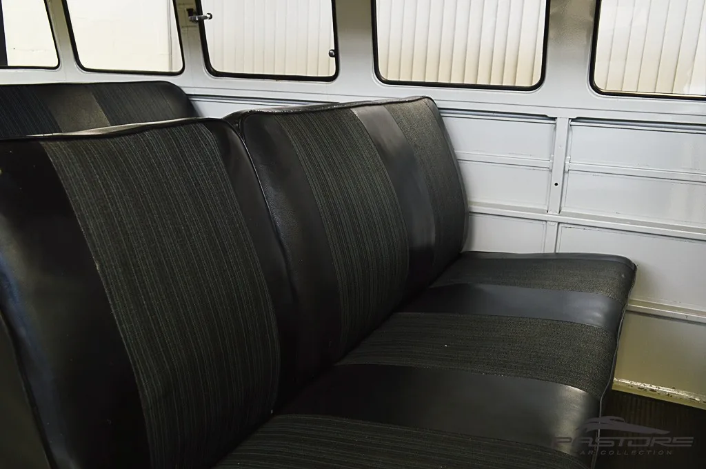 VW Kombi Standard