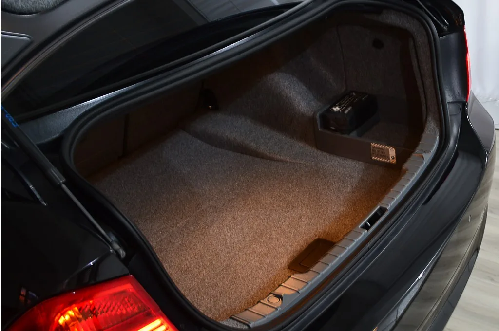 BMW 325i