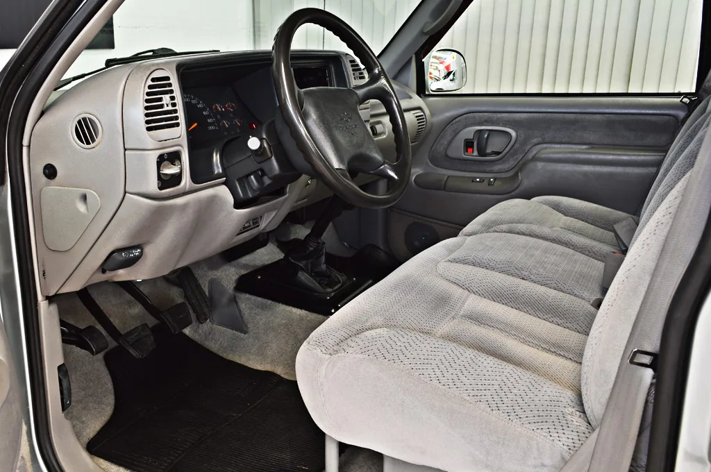GM Silverado DLX TDI