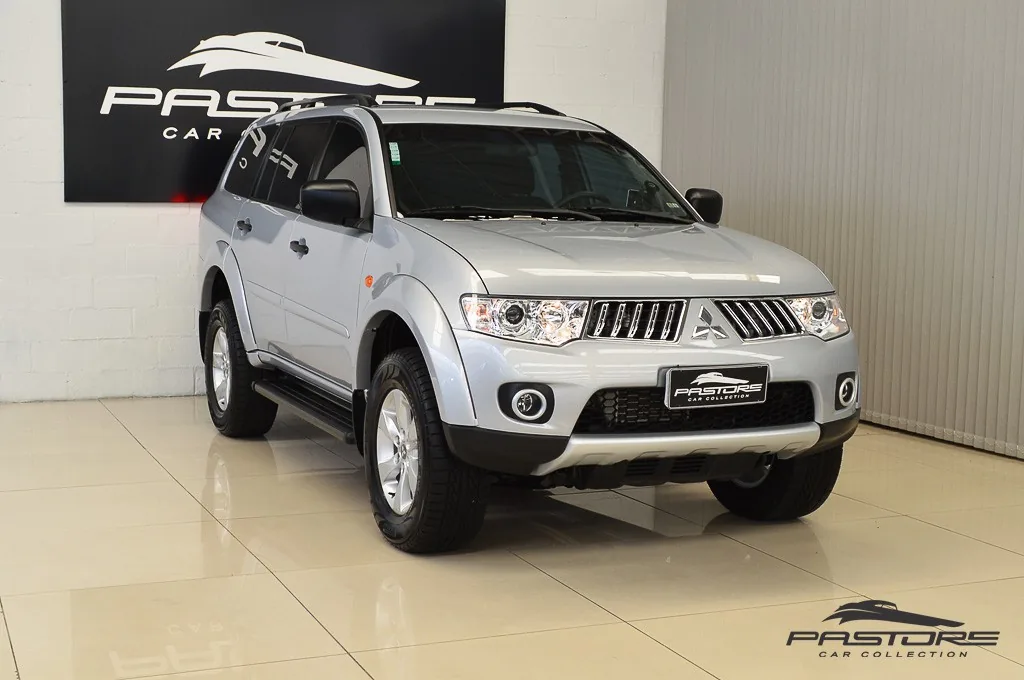 Mitsubishi Pajero Dakar AT