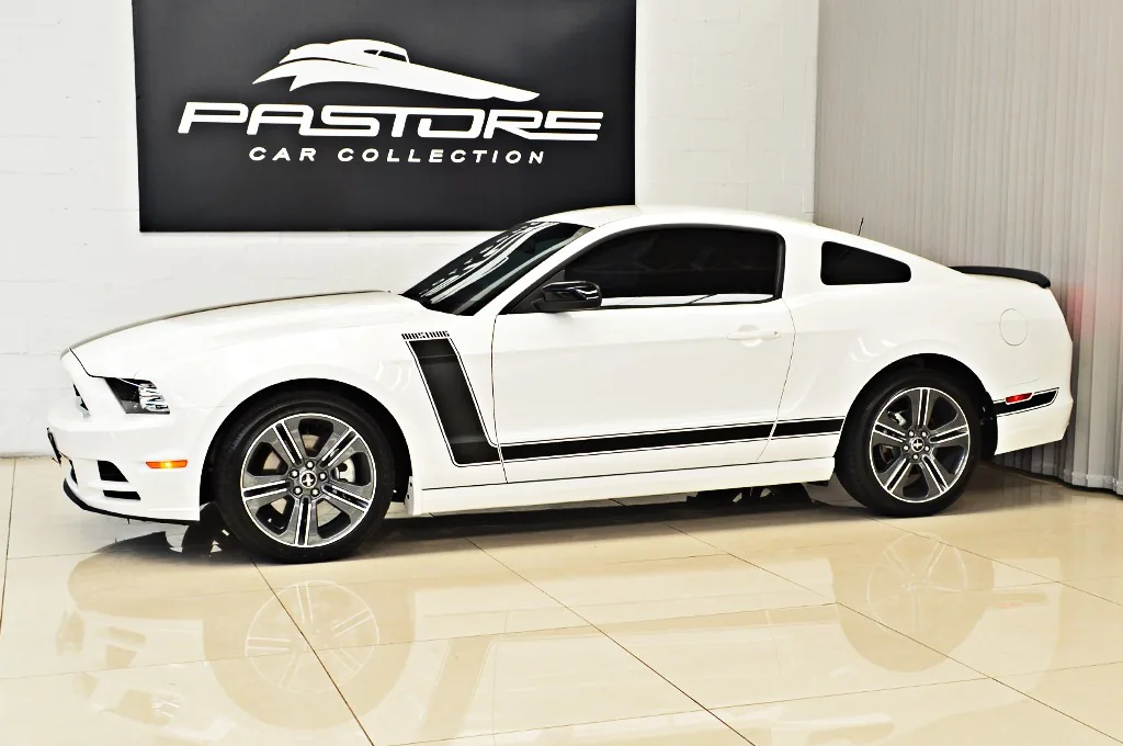 Ford Mustang V6 Premium