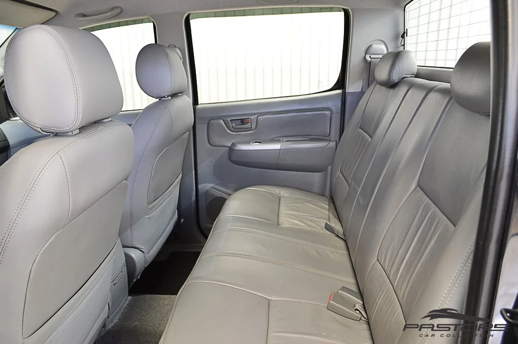 Toyota Hilux CD 4X4 SRV AT