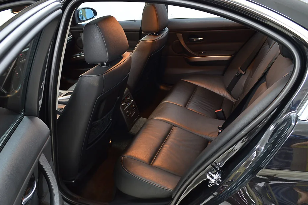 BMW 325i