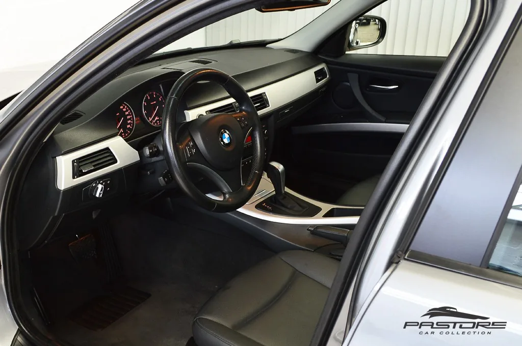 BMW 320i TOP