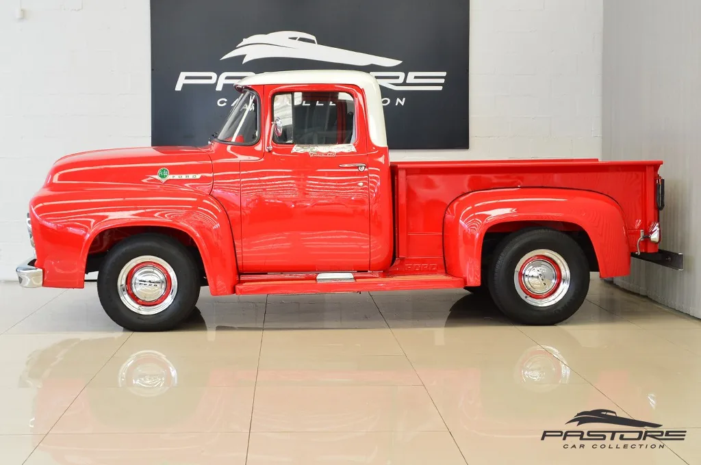 Ford F100 V8