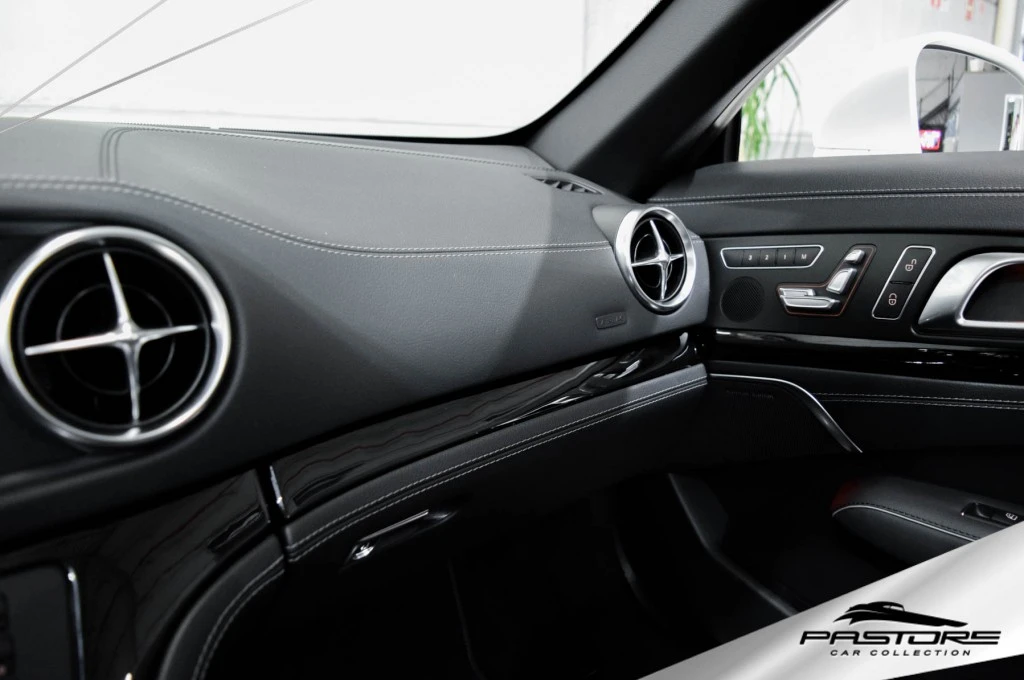 Mercedes-Benz SL63 AMG